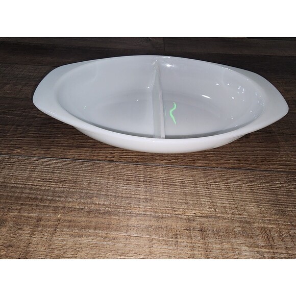 Pyrex Other - Vintage Pyrex 1 1/2 Quart Oval Divided White Milk Glass Baking Serving Dish 1063